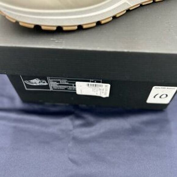 Men's Prada triangle logo leather sneakers size 8 fits 9 US made in Italy - Picture 10 of 12